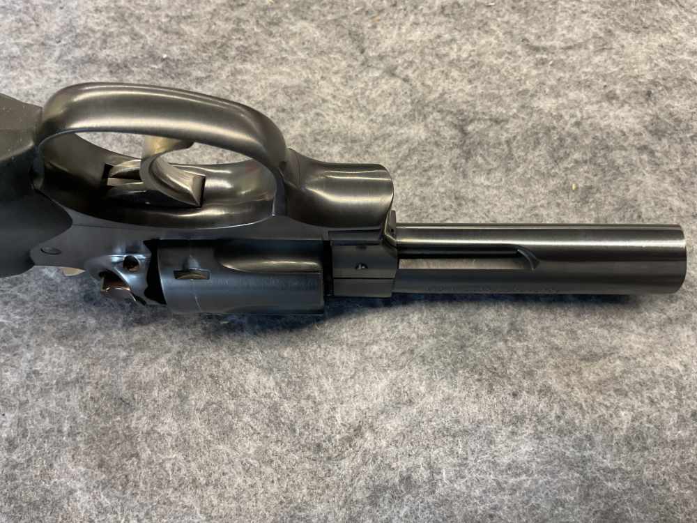 Ruger GP100 .38spl with original case and paperwork-img-8