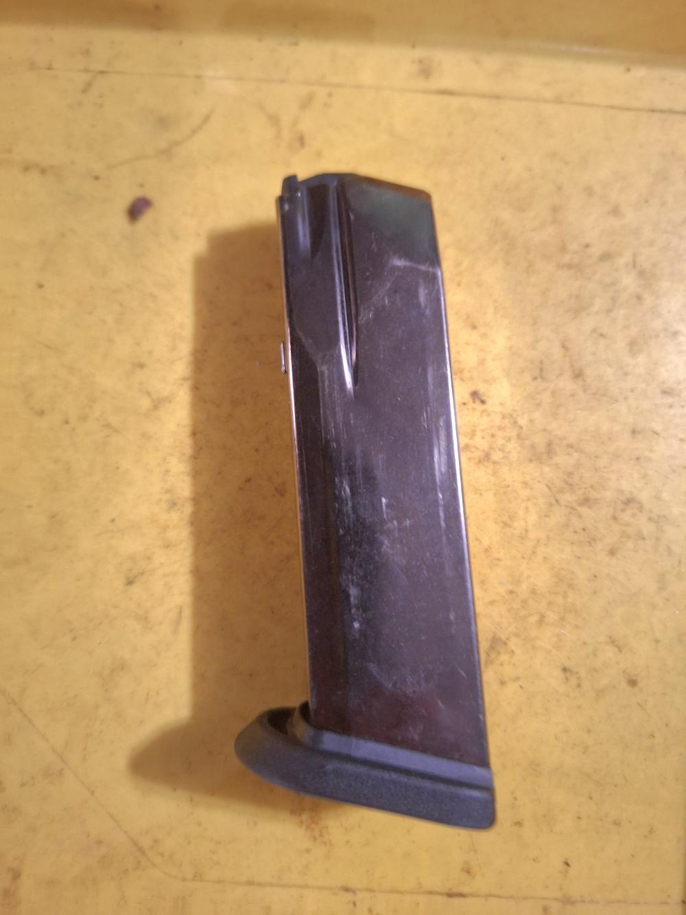 Factory fns 40 fnx 40 14 round magazine -img-0