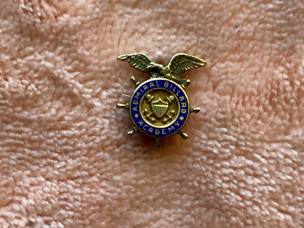  Admiral Billard Academy Pin.-img-0