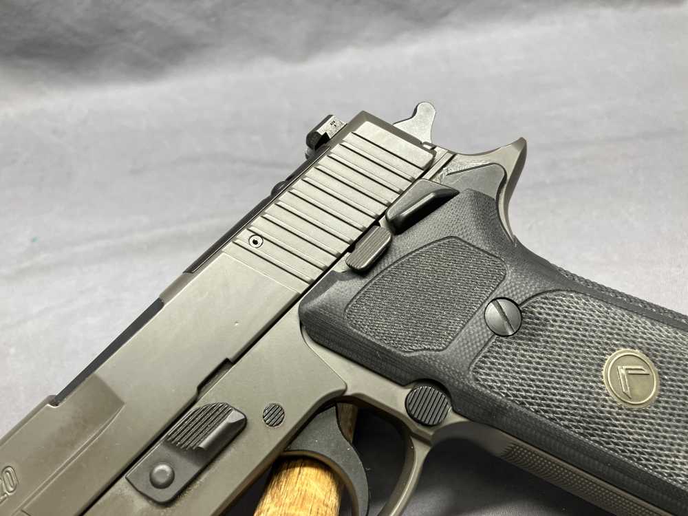 Sig Sauer P220 Legion - 10mm Semi-Auto Pistol w/ Factory Case & 3 Mags - 5"-img-4