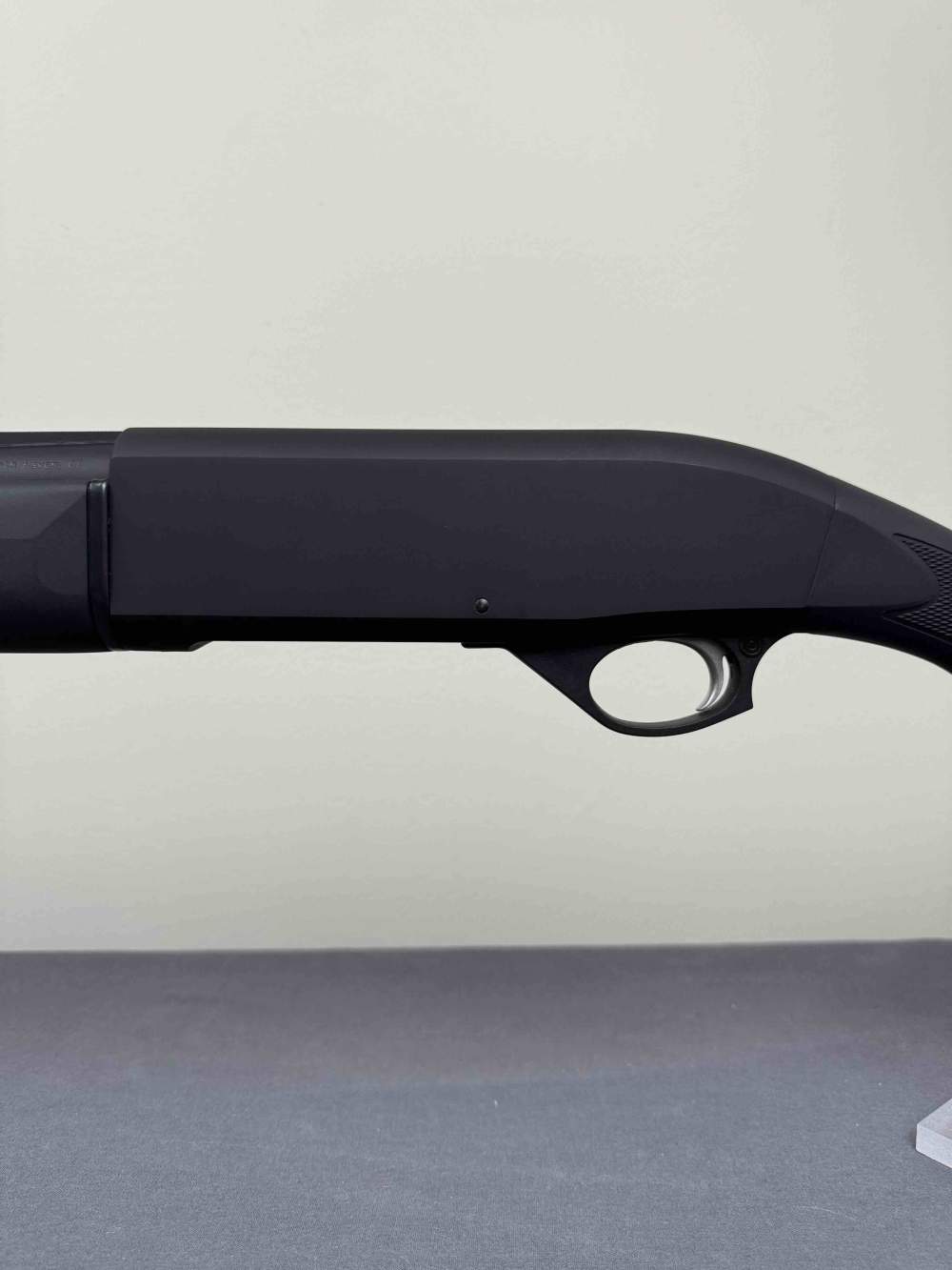 Mossberg SA-20 Semi-Auto shotgun chambered in 20 gauge-img-16