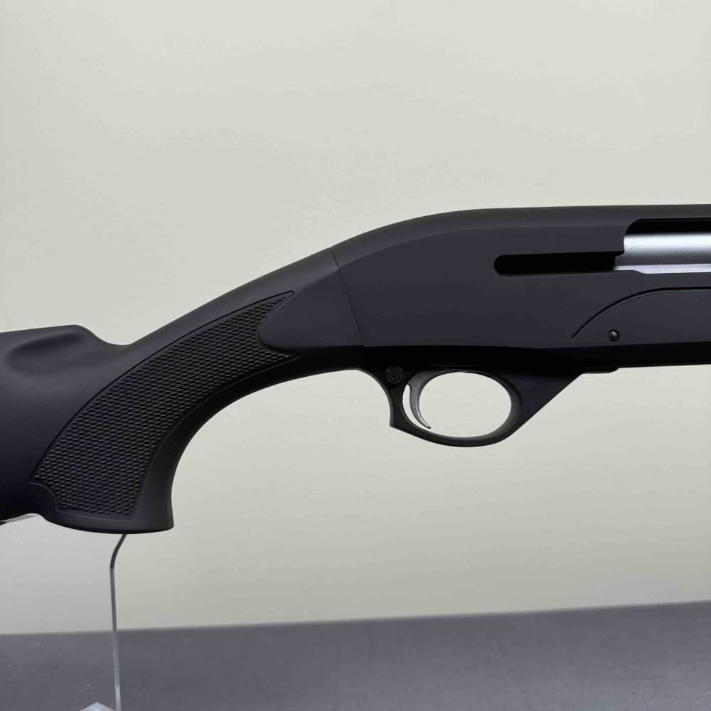 Mossberg SA-20 Semi-Auto shotgun chambered in 20 gauge-img-3