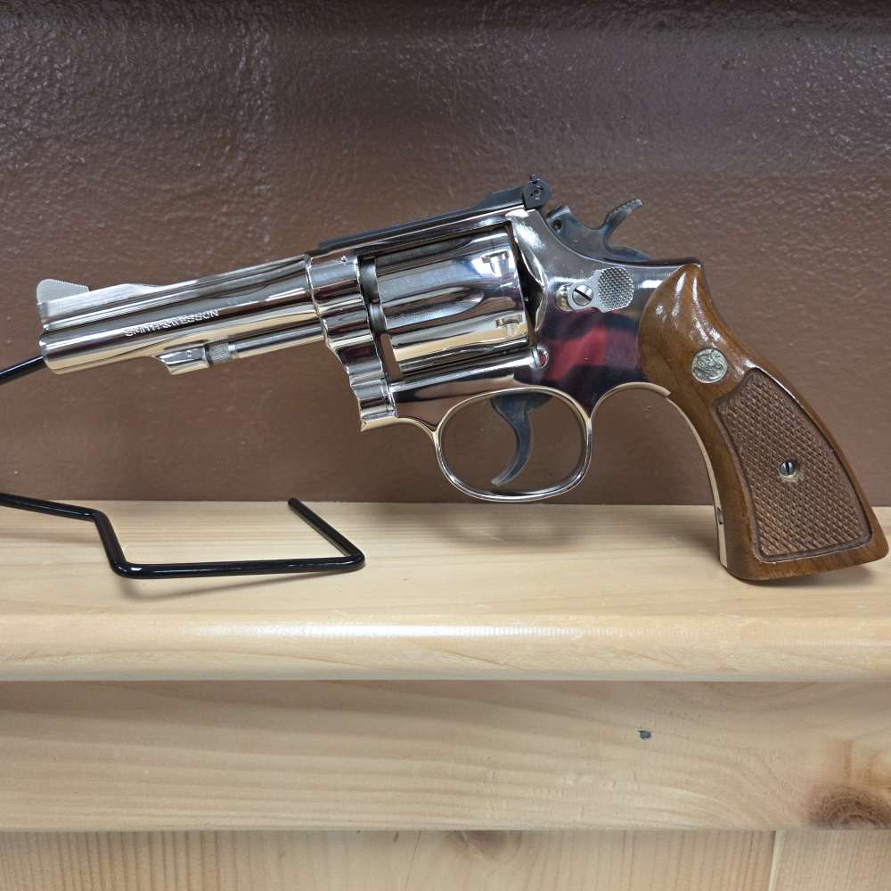 Smith & Wesson Model 15-4 Combat Masterpiece .38 Special -img-1