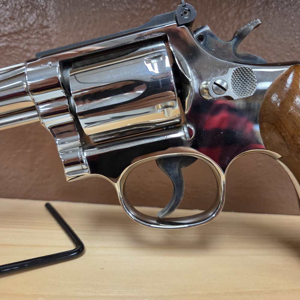 Smith & Wesson Model 15-4 Combat Masterpiece .38 Special -img-4