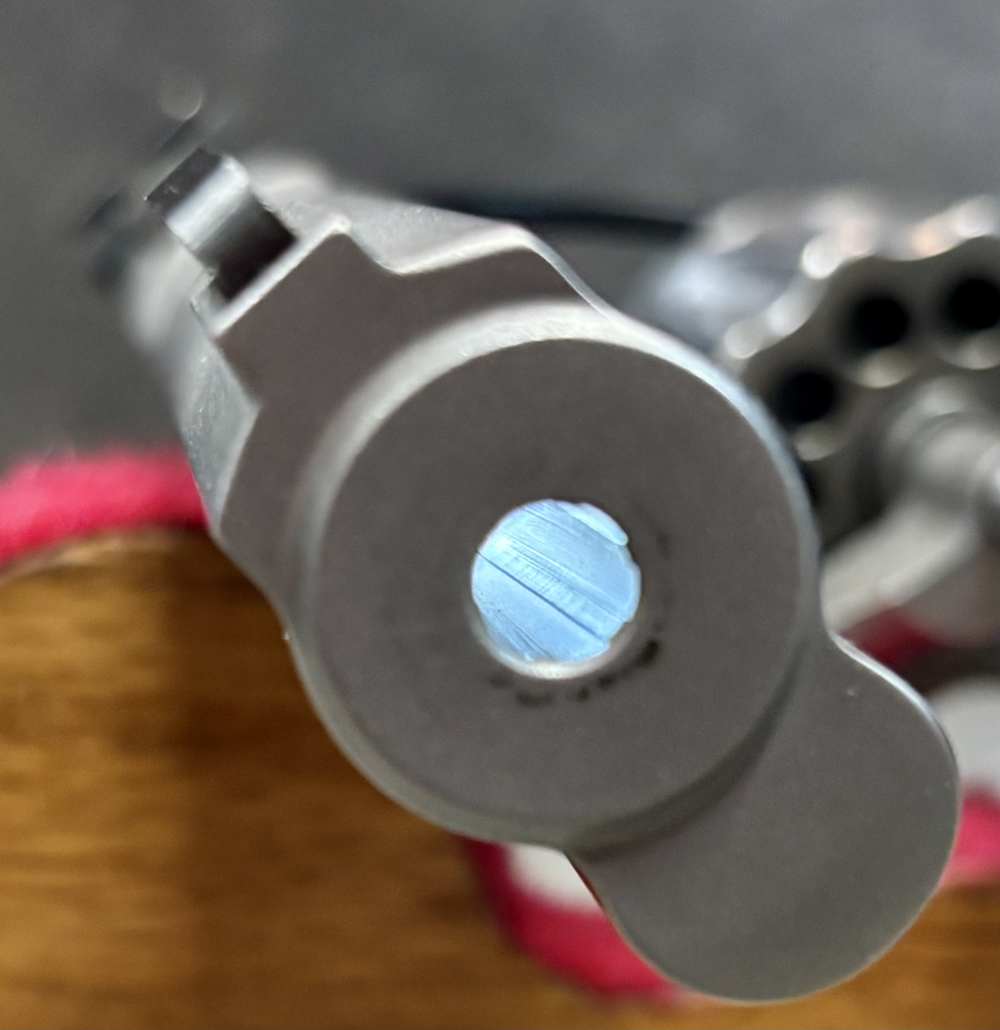 Smith & Wesson 617 -6  Ten Shot 22 LR with 4 inch barrel mint in box -img-16