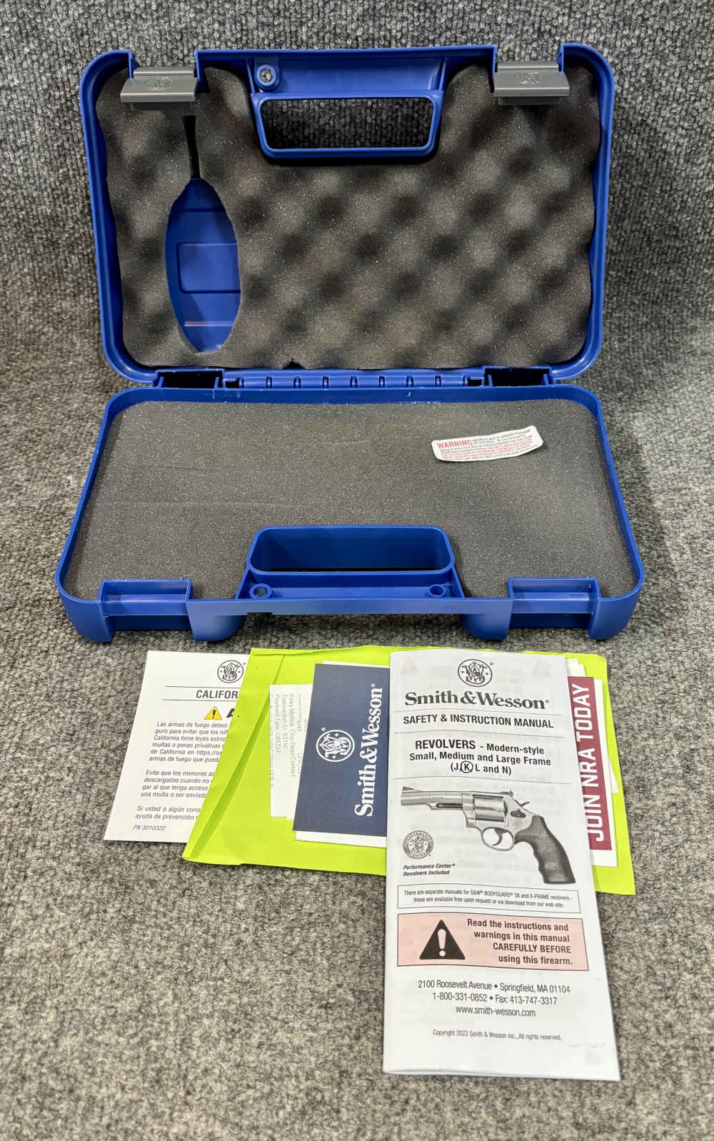 Smith & Wesson 617 -6  Ten Shot 22 LR with 4 inch barrel mint in box -img-20