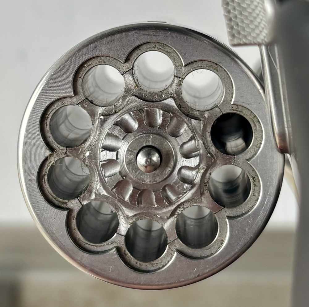 Smith & Wesson 617 -6  Ten Shot 22 LR with 4 inch barrel mint in box -img-12