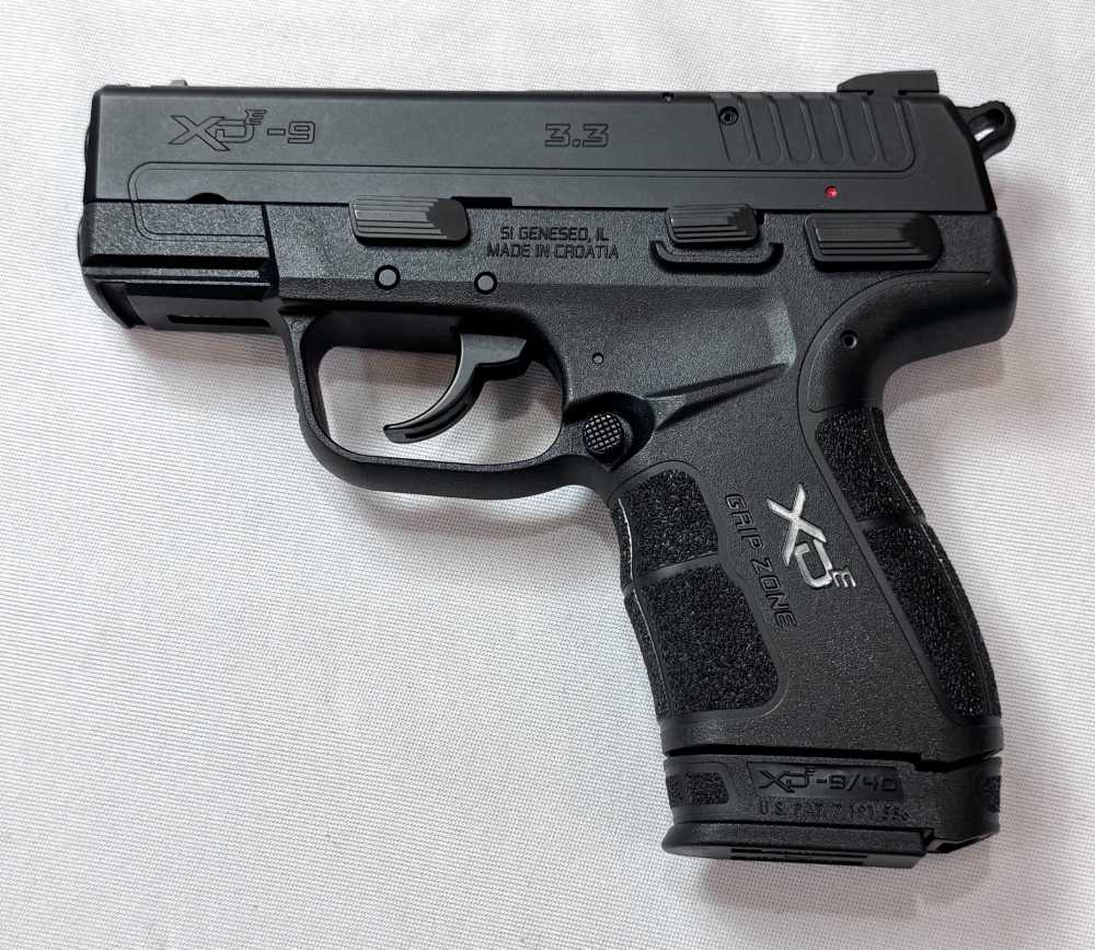 Springfield XD-E 3.3, 9mm, 4 Mags, Lightly Used!-img-8