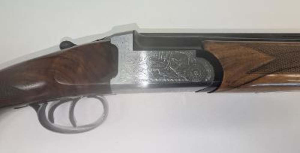 A.V. MAROCCINI STURDY 20 GA 3" SHELLS. WOOD STOCK DOUBLE TRIGGER, 28"-img-1