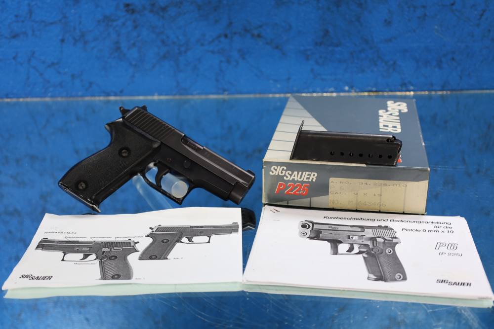 Sig Sauer P6 9mm Nordrhein Westfalen Police Marked Made in Germany with Box-img-1