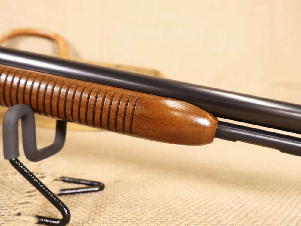 Remington The Fieldmaster Model 121, .22S/L/LR Pump-Action Rifle Mfg. 1946-img-5