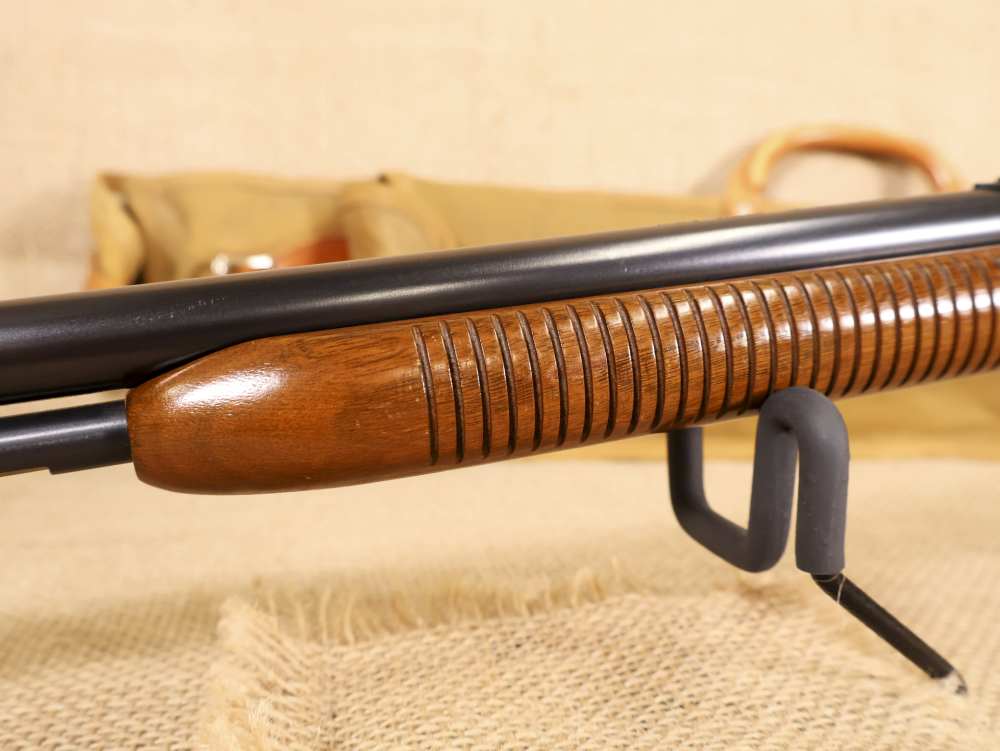Remington The Fieldmaster Model 121, .22S/L/LR Pump-Action Rifle Mfg. 1946-img-18