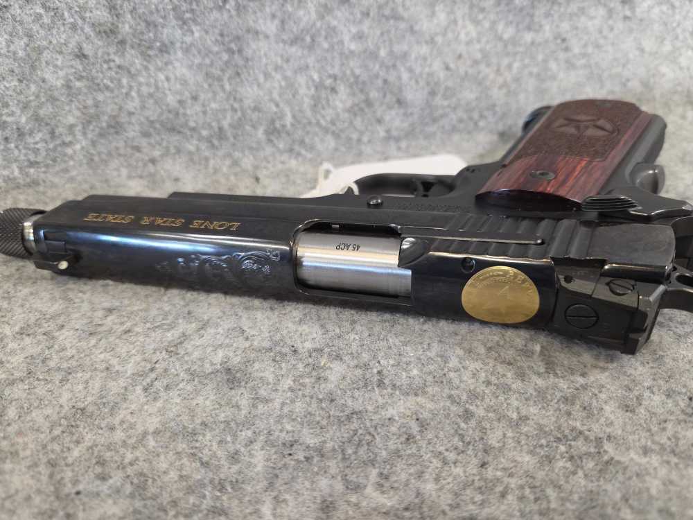 Sig 1911 and P238 His and Hers Texas Edition pistols-img-3