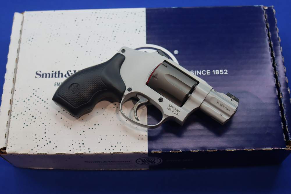 Smith & Wesson S&W 632 UC TITAMIUM Revolver 32 H&R MAG Ultimate Carry 14350-img-21