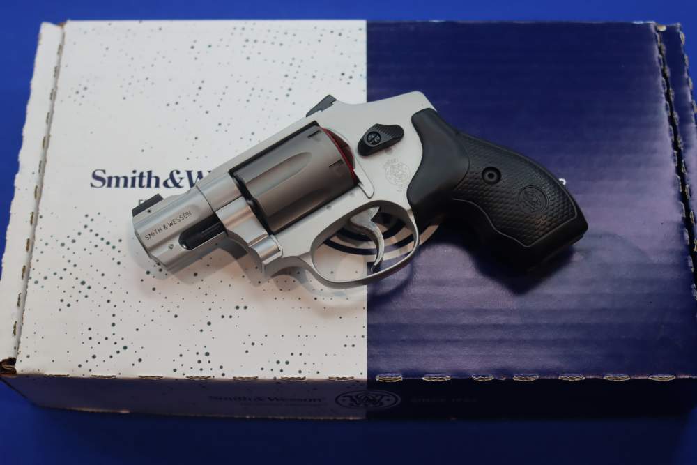 Smith & Wesson S&W 632 UC TITAMIUM Revolver 32 H&R MAG Ultimate Carry 14350-img-20