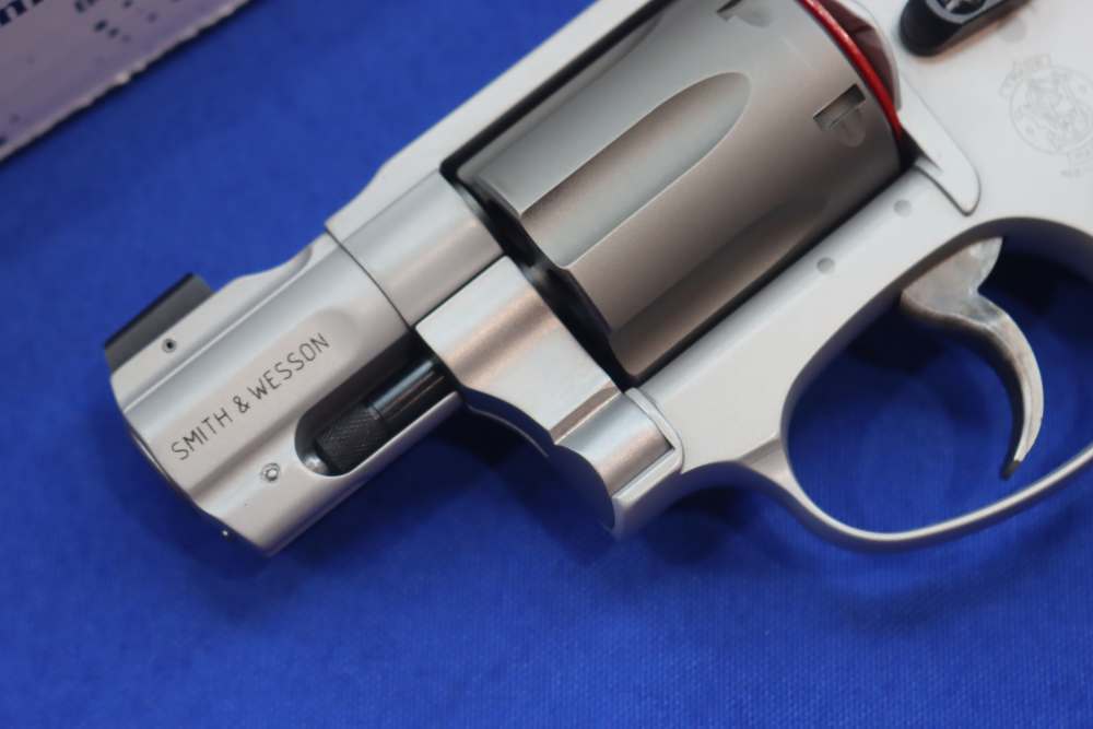 Smith & Wesson S&W 632 UC TITAMIUM Revolver 32 H&R MAG Ultimate Carry 14350-img-2