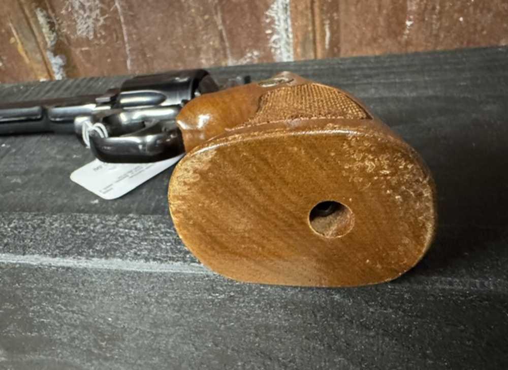 DAN WESSON .357 MAG WITH 6" BARREL, ORIG. BOX AND LEATHER HOLSTER-img-5
