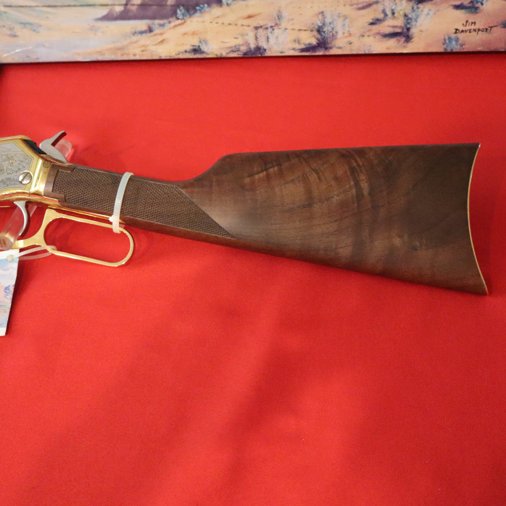 WINCHESTER 9422 WACA TRAPPER Gold Engraved-img-12