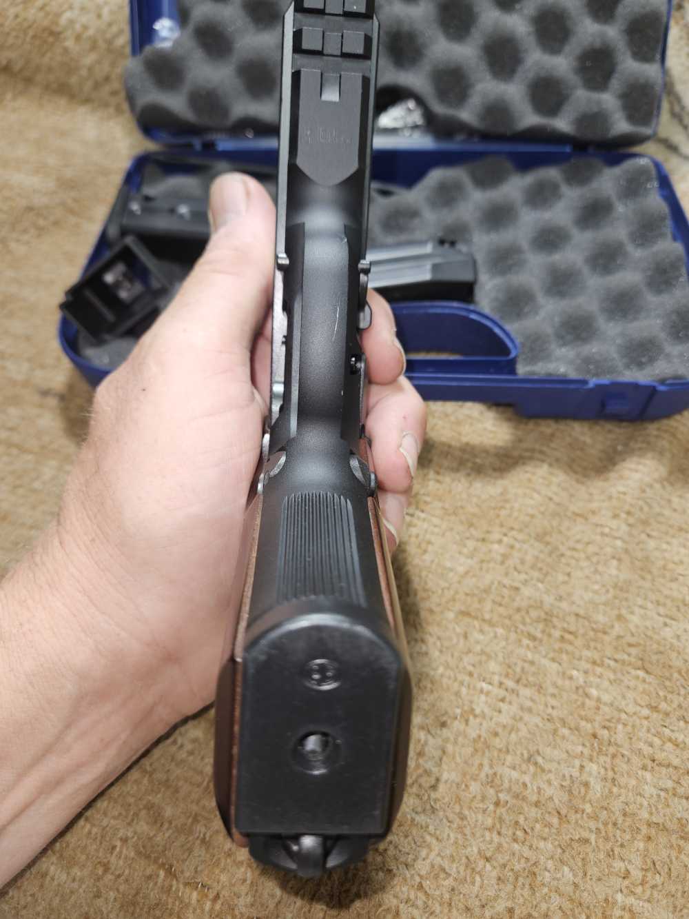 Beretta 92A1 9mm Like new condition-img-7