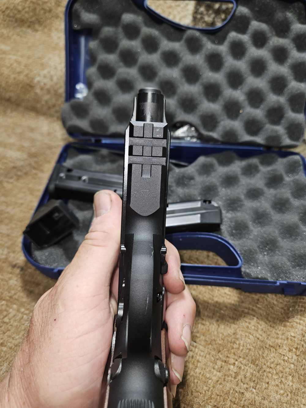 Beretta 92A1 9mm Like new condition-img-6
