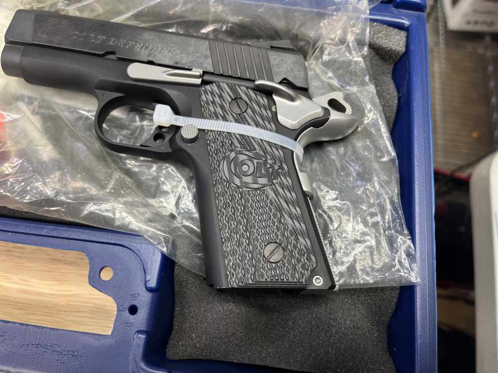 Colt Defender 3" 1911 .45acp 7+1 Talo Edition Model 0 -img-3