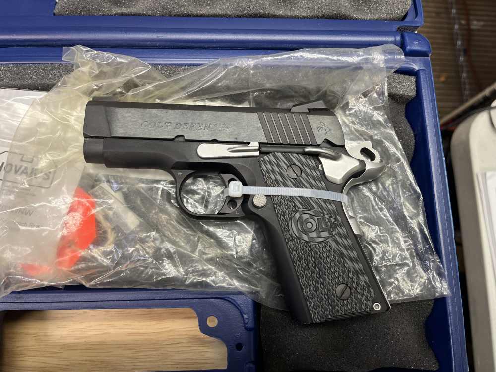 Colt Defender 3" 1911 .45acp 7+1 Talo Edition Model 0 -img-1