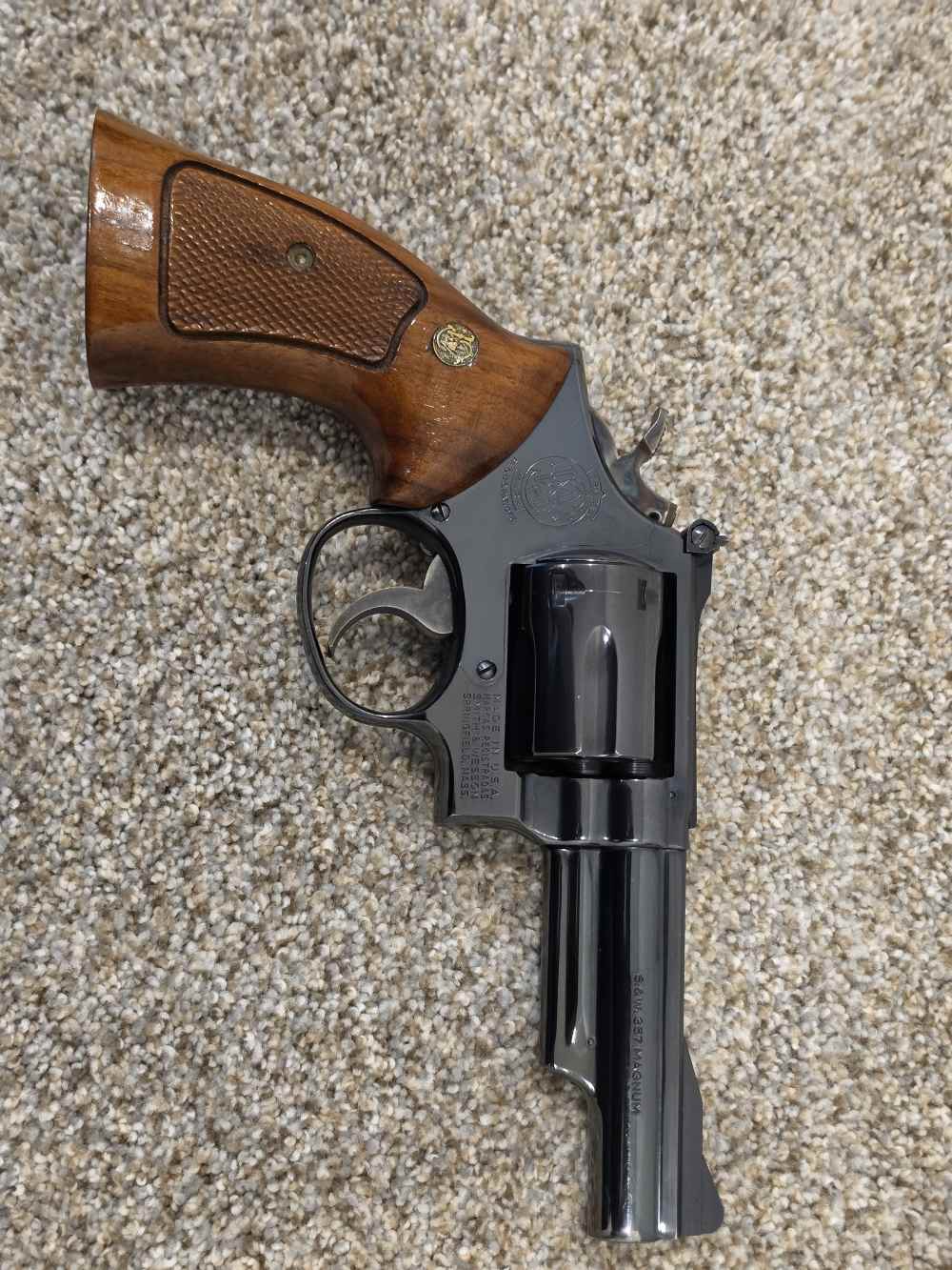 Smith and Wesson (S&W) Model 19-3 4" 357 Mag MFG 1973-img-23
