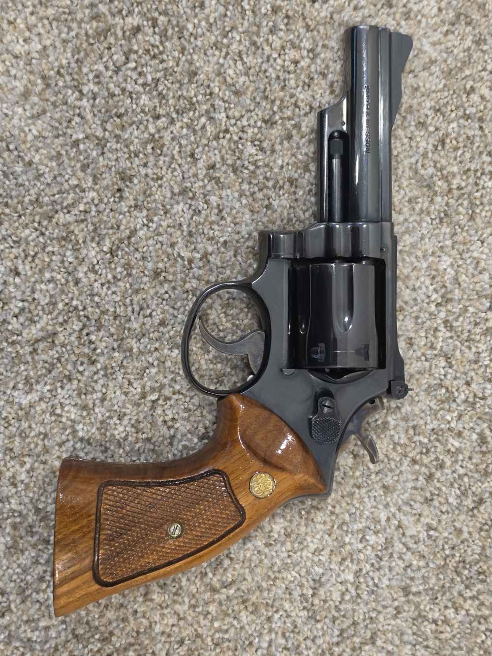 Smith and Wesson (S&W) Model 19-3 4" 357 Mag MFG 1973-img-22