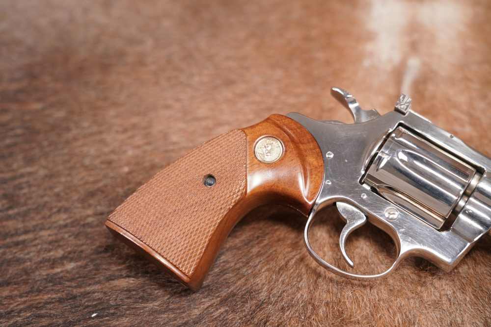 Colt Diamondback D5541 .38 Special 4" Nickel Double Action Revolver, 1977-img-7