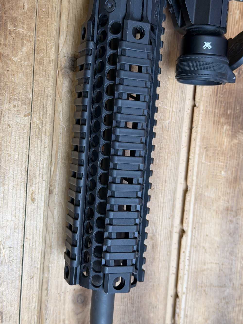 LAR Manufacturing Grizzly-15 Rifle w/ Vortex Strikefire II Green Dot Kit-img-2