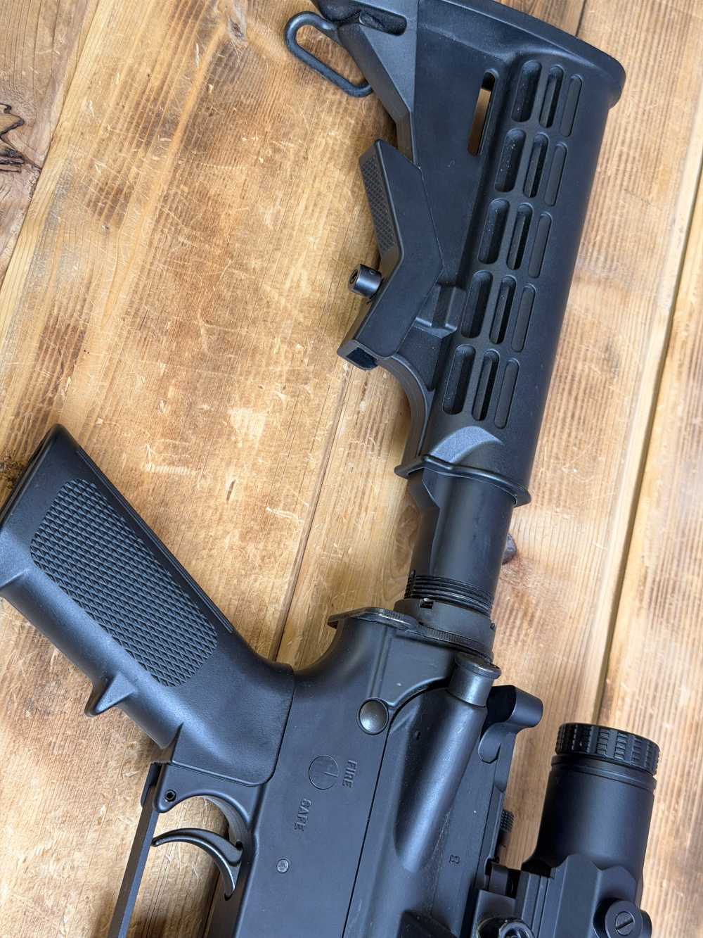 LAR Manufacturing Grizzly-15 Rifle w/ Vortex Strikefire II Green Dot Kit-img-4