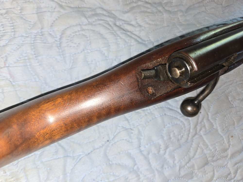 H&R Pal bolt action single shot rifle model 565 in 22lr caliber-img-3
