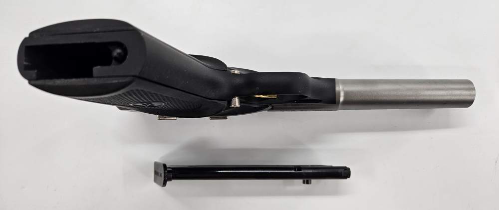 Browning BUCK MARK 22LR Camper SS MS Pro Target 5.5" Bull Barrel UNFIRED'05-img-28