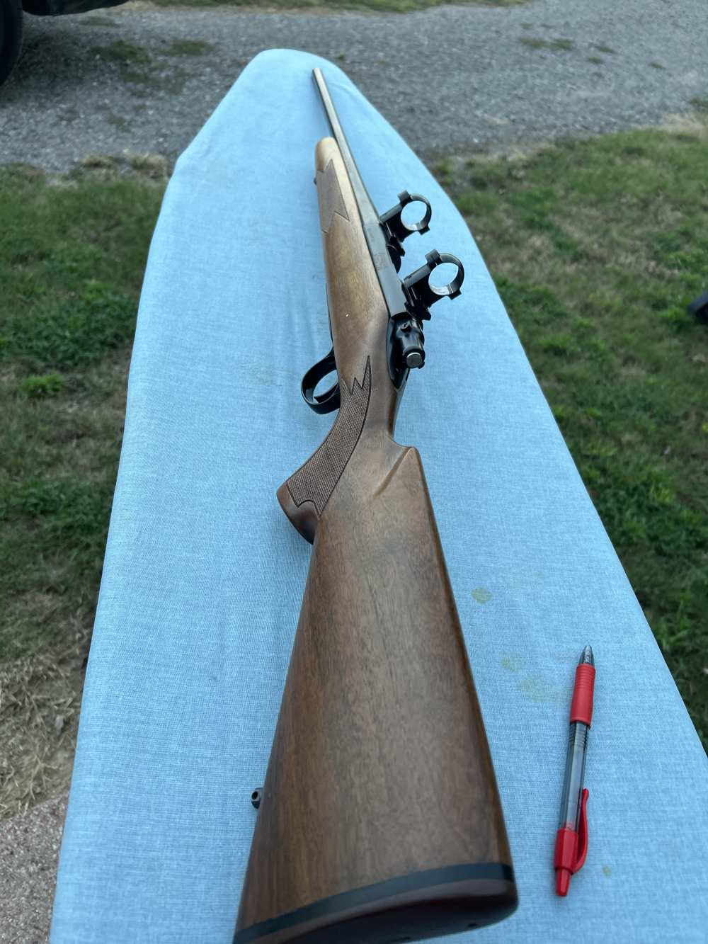 Remington 700 Classic .221 Fireball with rings and bases like new Condition-img-0