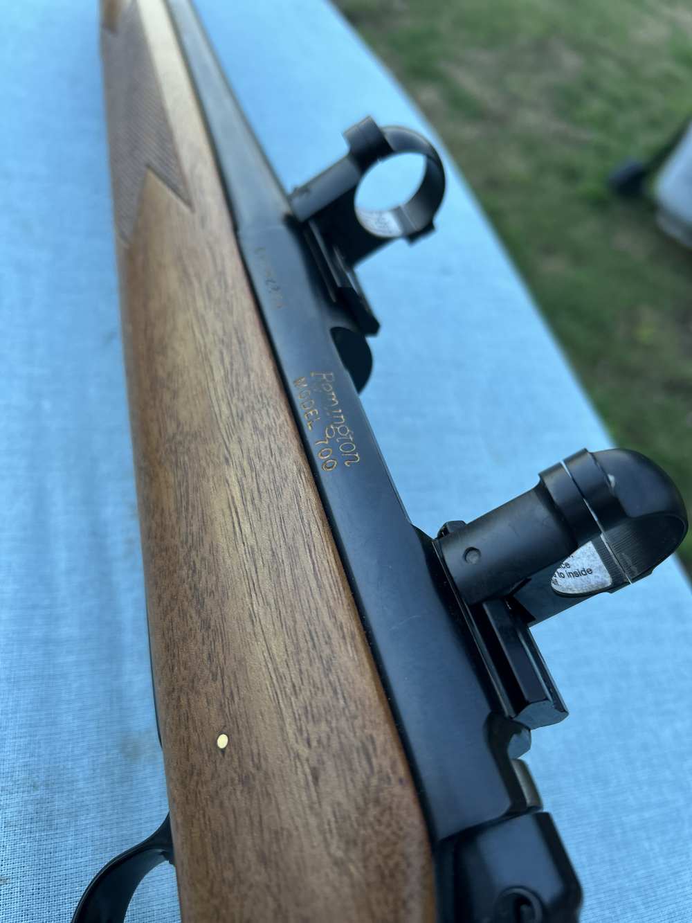Remington 700 Classic .221 Fireball with rings and bases like new Condition-img-3