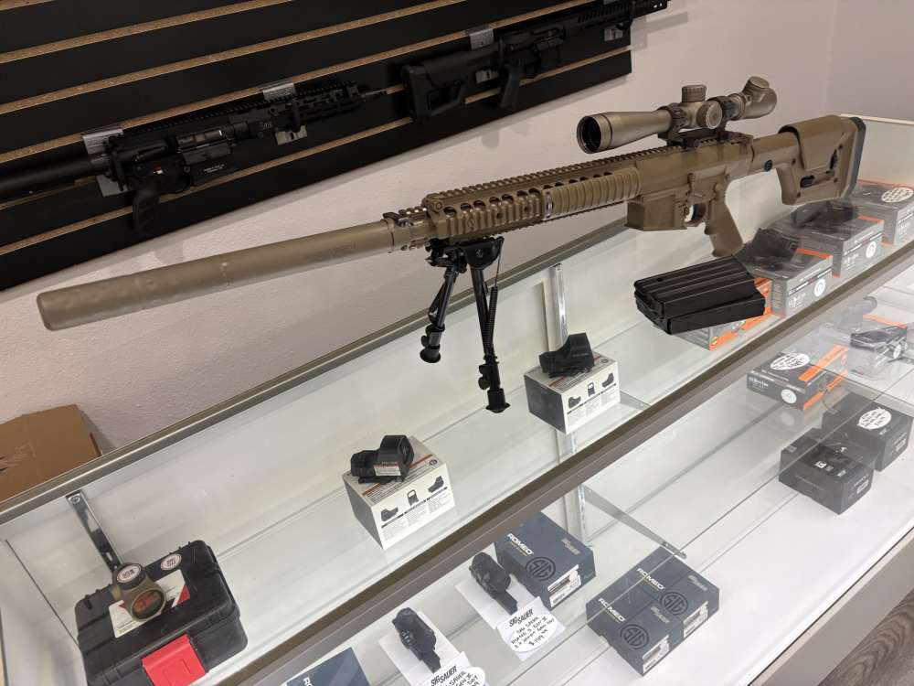 PRISTINE LIKE NEW LEGACY KNIGHTS ARMAMENT M110 CLONE W/ M110 SUPPRESSOR-img-4