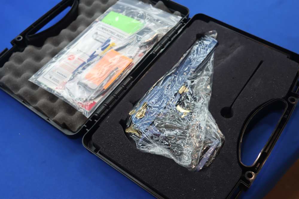 Magnum Research Desert Eagle Pistol 50AE DE50 Muzzle Brake CARBO BLUE GOLD-img-28