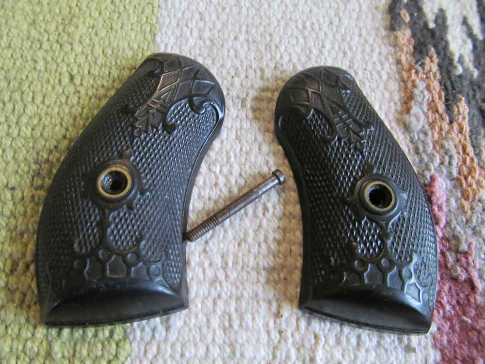 Antique Revolver Grips-img-0