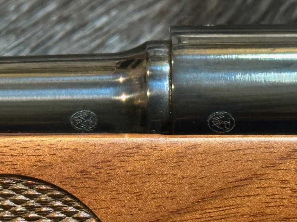 WINCHESTER MODEL 70 FEATHERWEIGHT 22-250 REMINGTON 22" GREAT WOOD-img-13