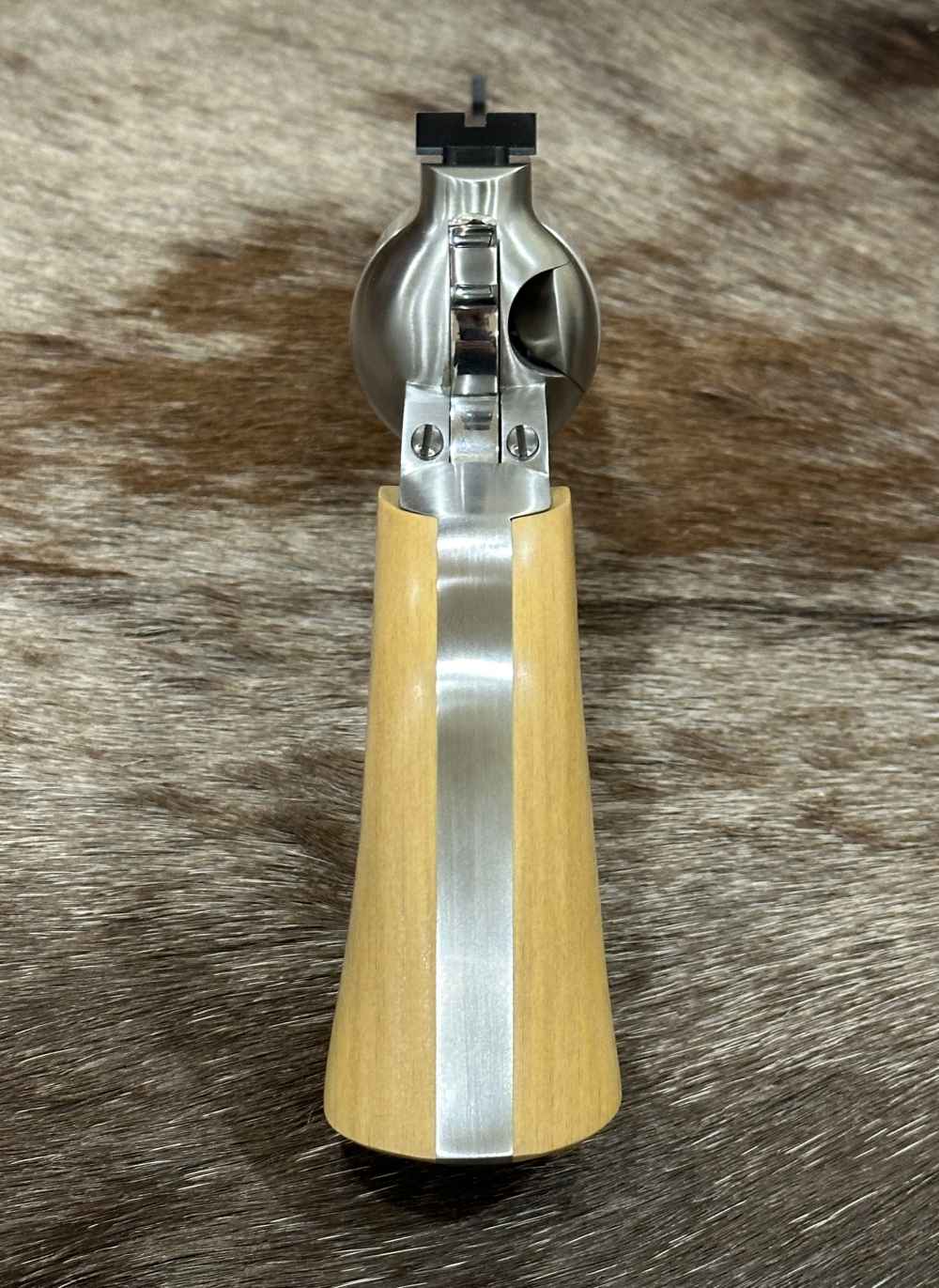 FREEDOM ARMS MODEL 97 PREMIER GRADE 22LR 5.5" OCTAGON UPGRADES FREE SAFARI-img-13