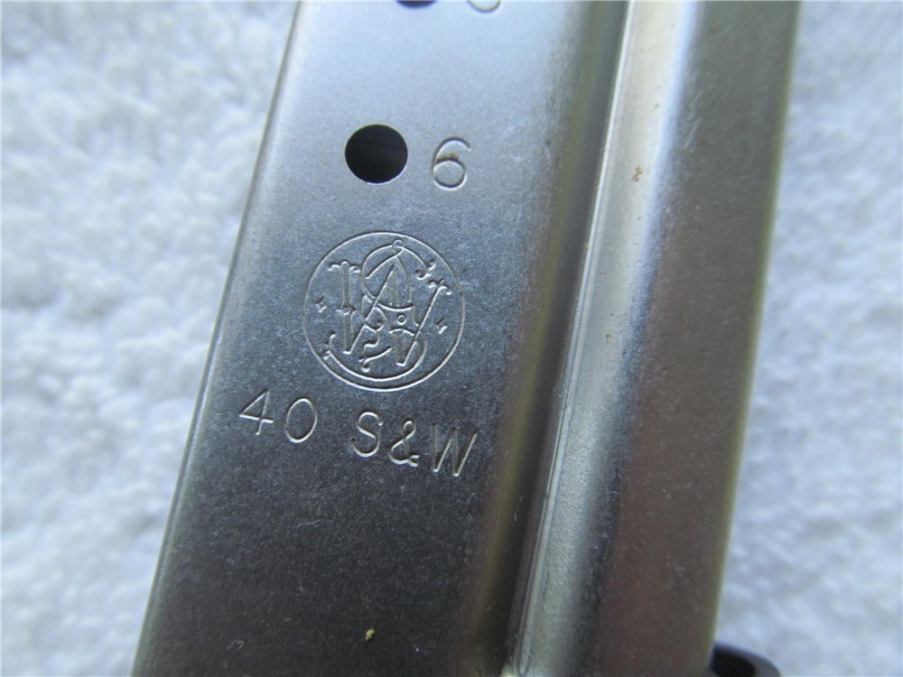 S&W .40 Cal 6-Round Military & Police Magazine-img-1