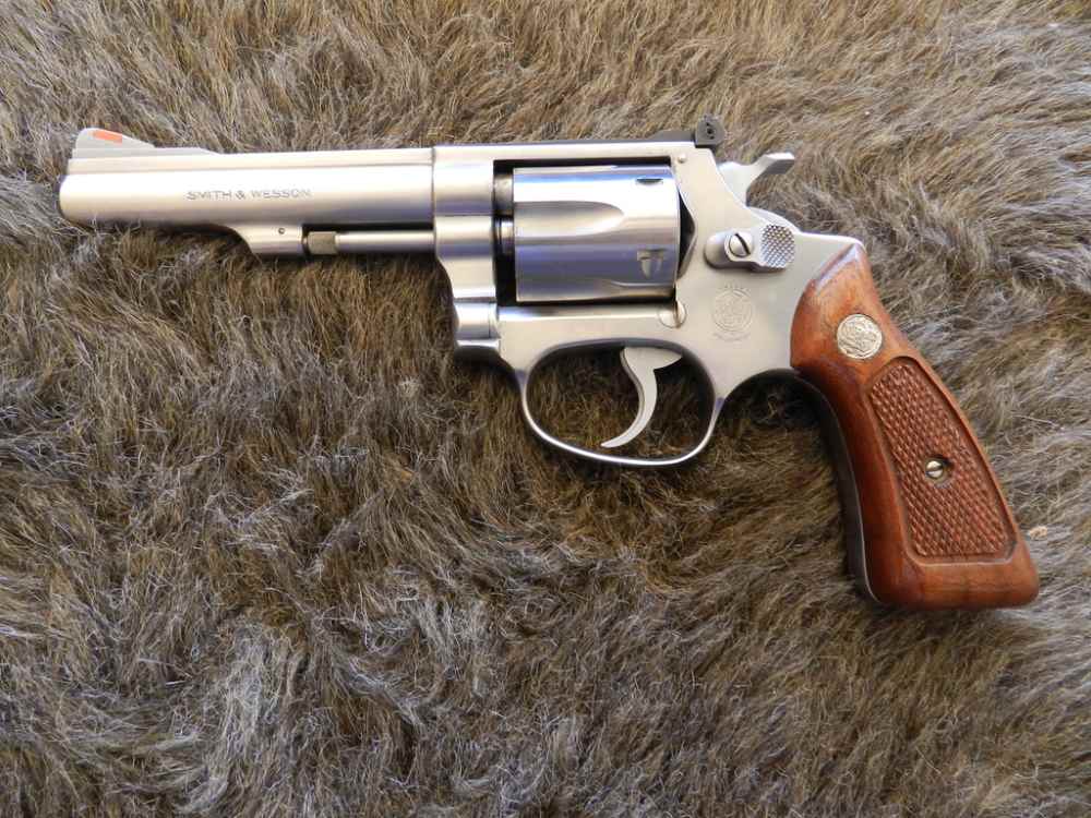 S&W Model 63 22 Caliber 4" Stainless NIB-img-0