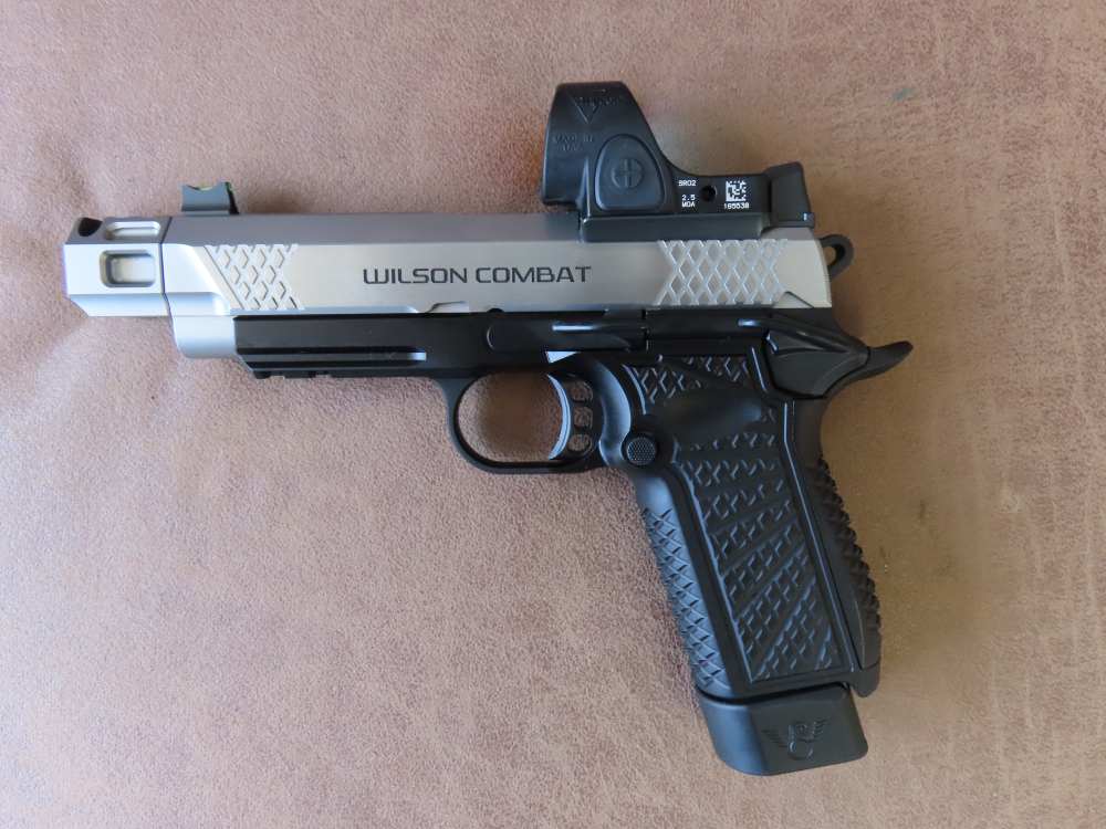 WILSON COMBAT SFX9 9MM, 2 MAGS, ORG CASE, TRIJICON SRO-img-1