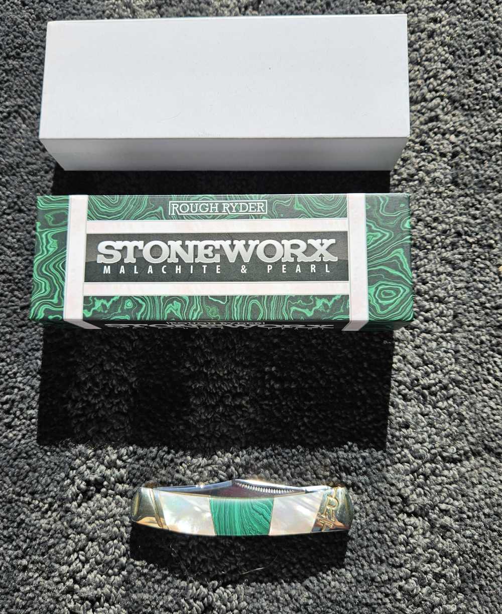 Rough Ryder Stoneworx Malachite & Pearl Moose pocket-knife 3 1/2" RR2035-img-0