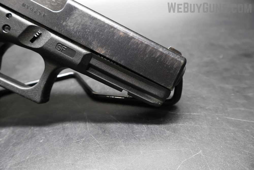 Glock G21 Semi-Automatic Pistol 45 Auto-img-2