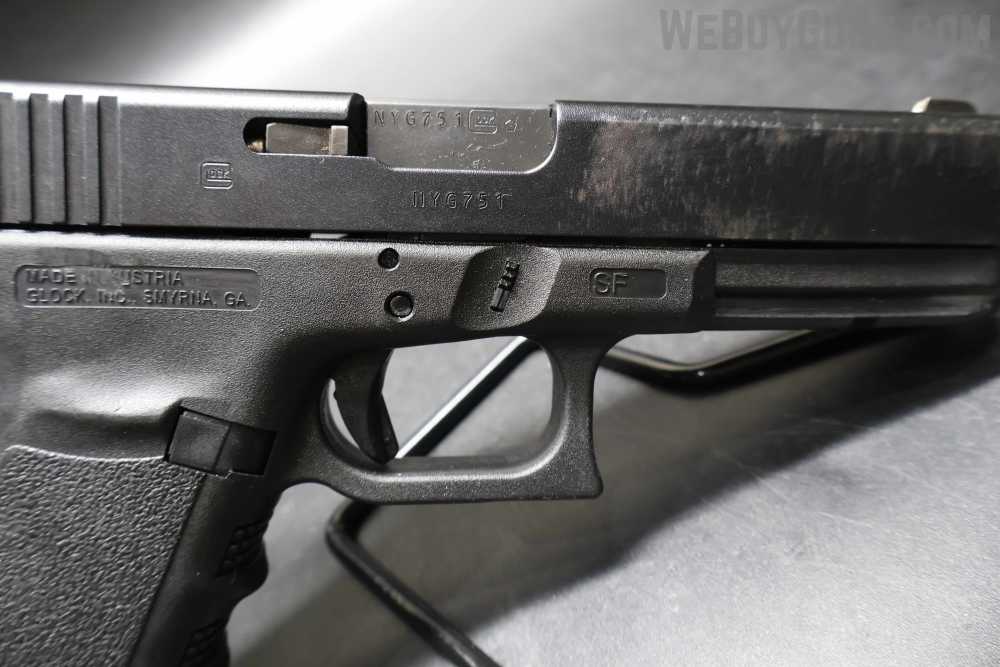 Glock G21 Semi-Automatic Pistol 45 Auto-img-3