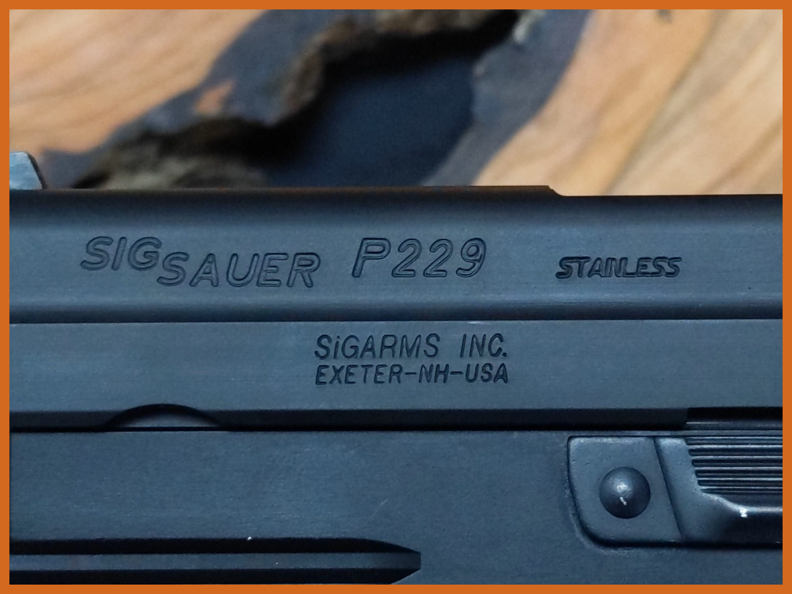 SIG Sauer P229 40 Smith & Wesson Railed-img-10