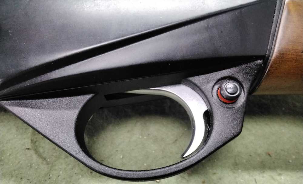 Benelli Montefeltro 12GA 28" NEW IN BOX Inertia Driven Walnut 3 Chokes-img-7