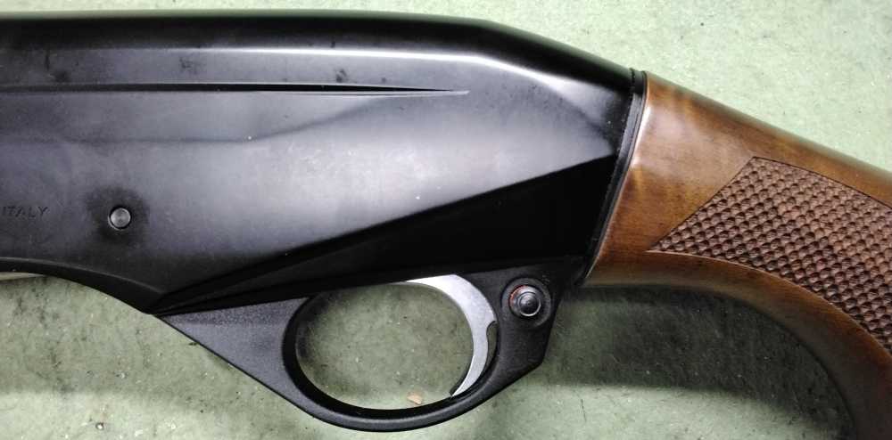 Benelli Montefeltro 12GA 28" NEW IN BOX Inertia Driven Walnut 3 Chokes-img-6