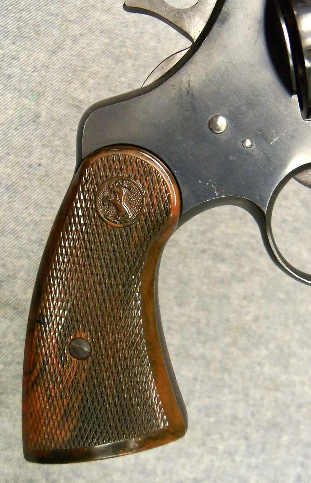 COLT OFFICIAL POLICE .38 SPECIAL 6" HEAVY BARREL EXC CONDITION IN AND OUT.-img-12